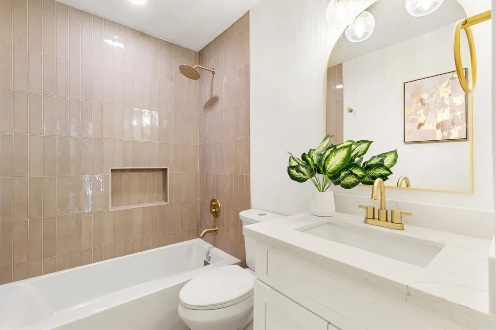 1307 Meadgreen Drive Austin, TX 78758
