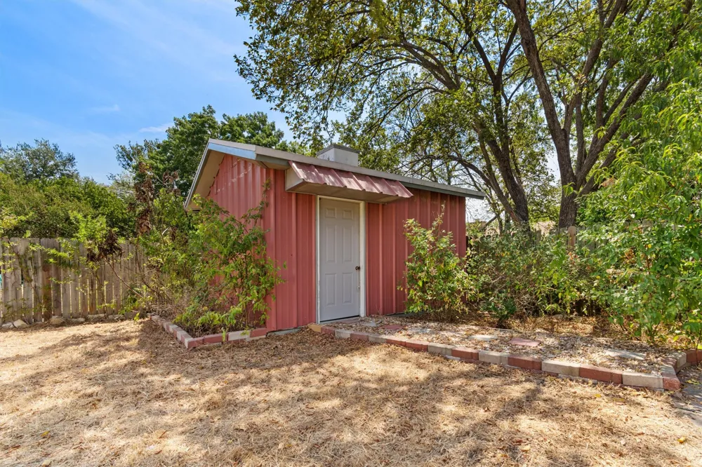 1307 Meadgreen Drive Austin, TX 78758