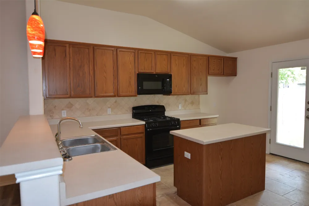 1303 Horseshoe Ranch Drive Leander, TX 78641