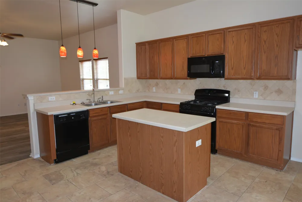 1303 Horseshoe Ranch Drive Leander, TX 78641