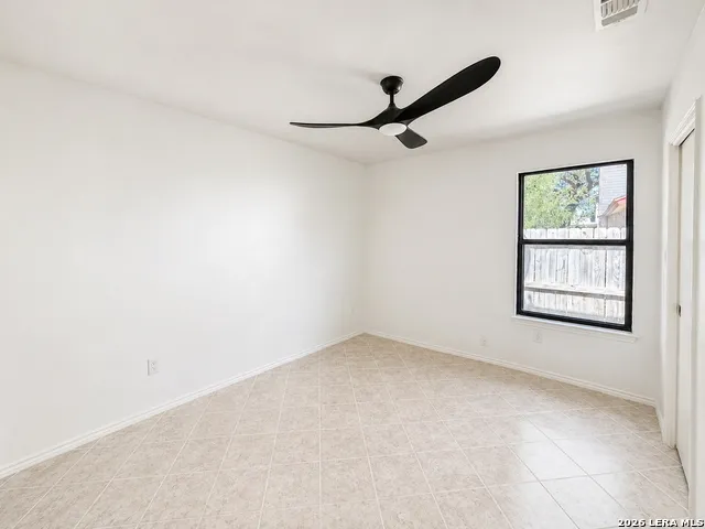 2119 CRESTED WALK San Antonio, TX 78231