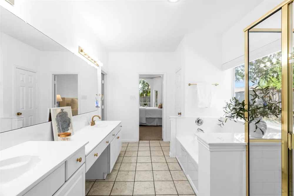1702 Leander Court Allen, TX 75002