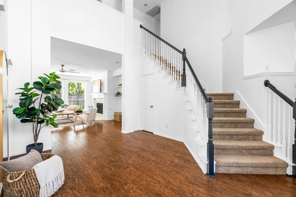 1702 Leander Court Allen, TX 75002