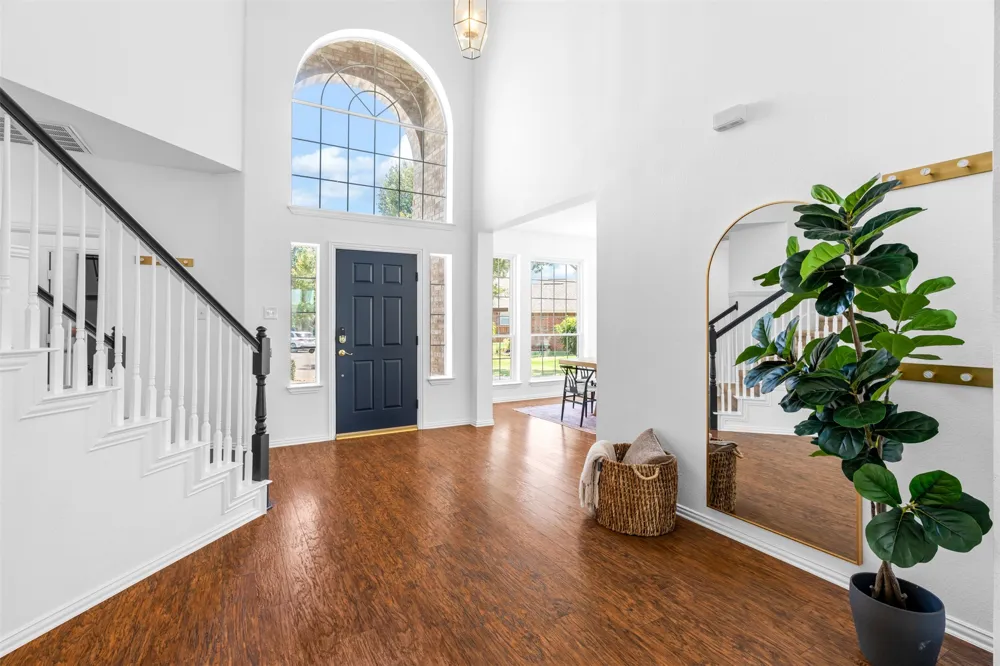 1702 Leander Court Allen, TX 75002