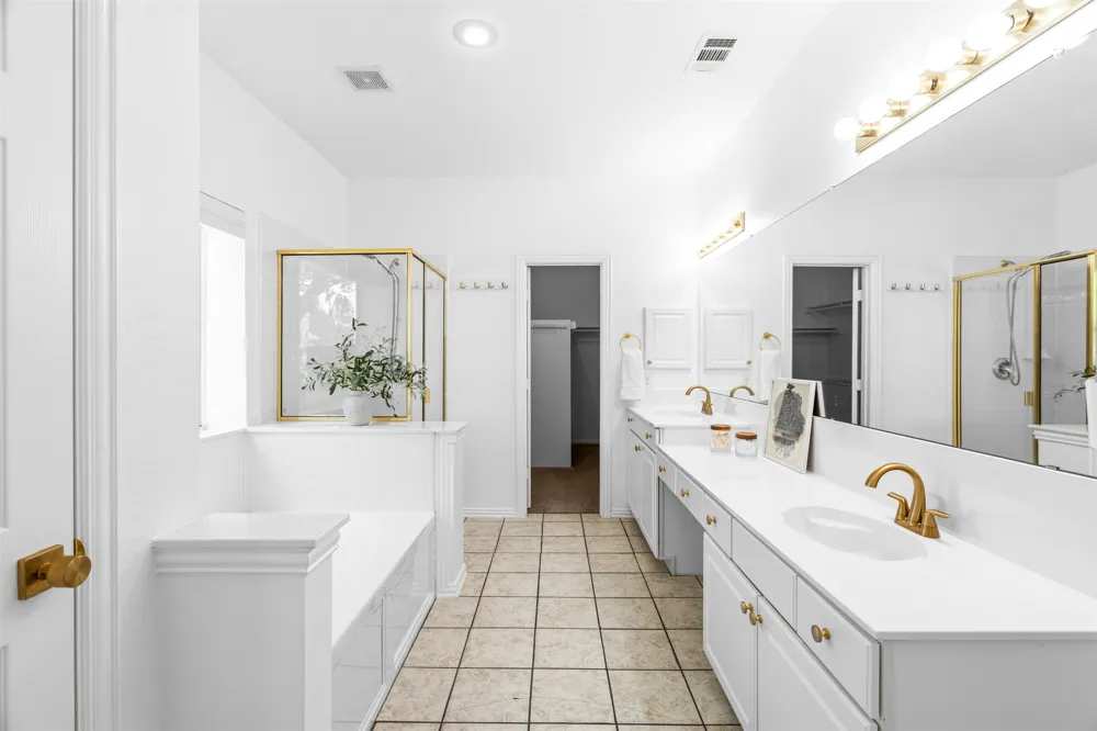 1702 Leander Court Allen, TX 75002
