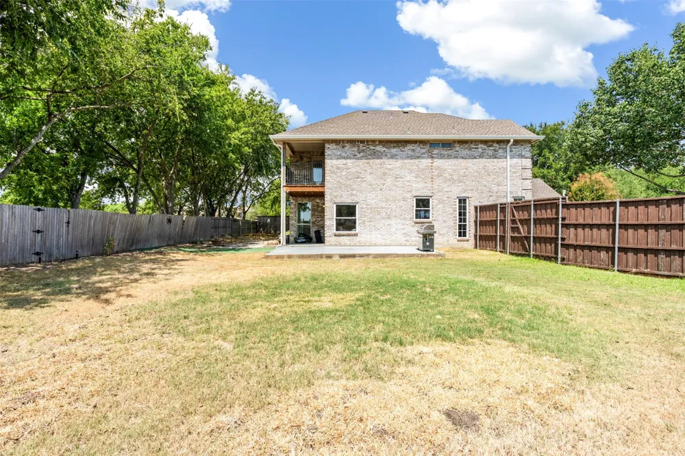 1702 Leander Court Allen, TX 75002