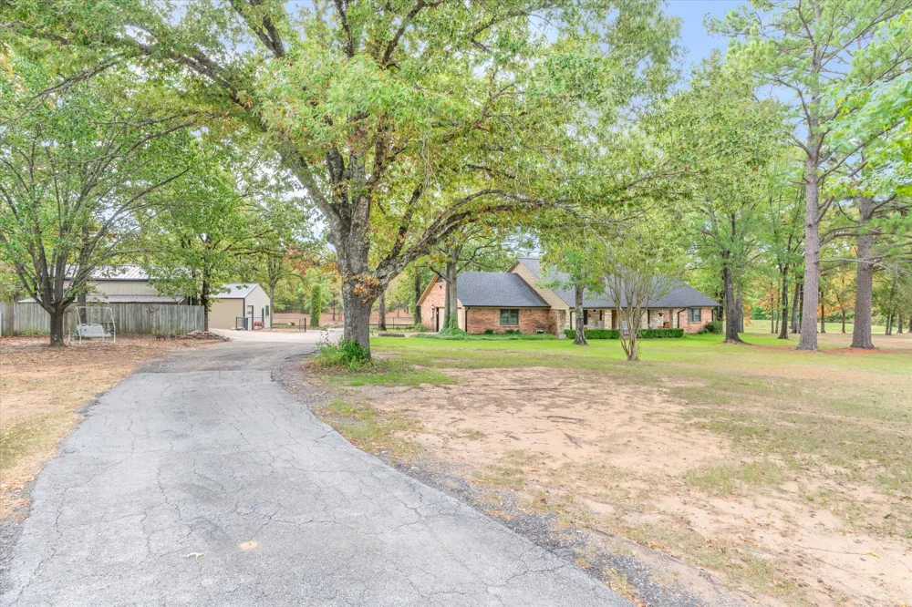 407 VZ County Road 1711 Grand Saline, TX 75140