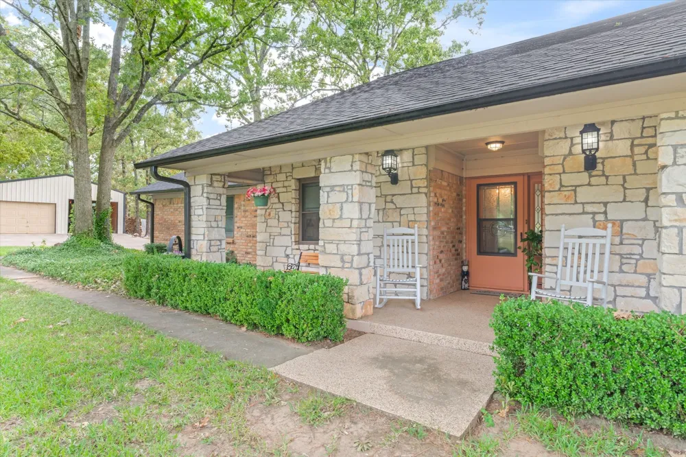 407 VZ County Road 1711 Grand Saline, TX 75140