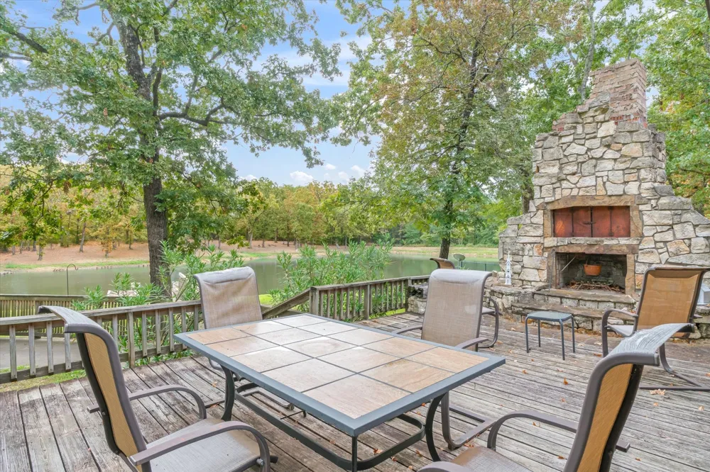 407 VZ County Road 1711 Grand Saline, TX 75140