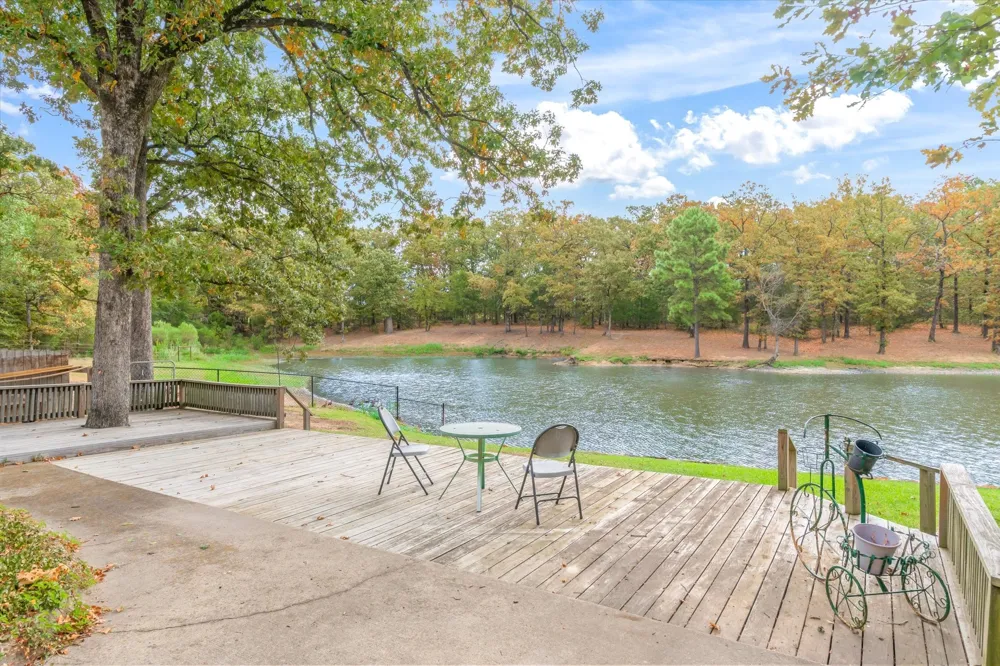407 VZ County Road 1711 Grand Saline, TX 75140