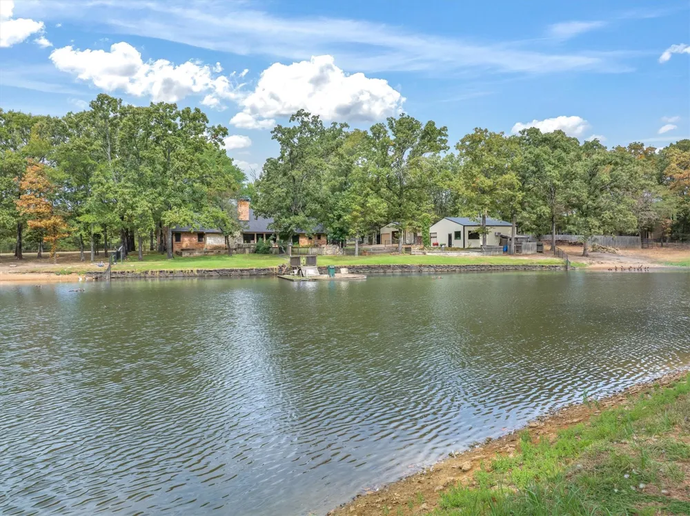 407 VZ County Road 1711 Grand Saline, TX 75140