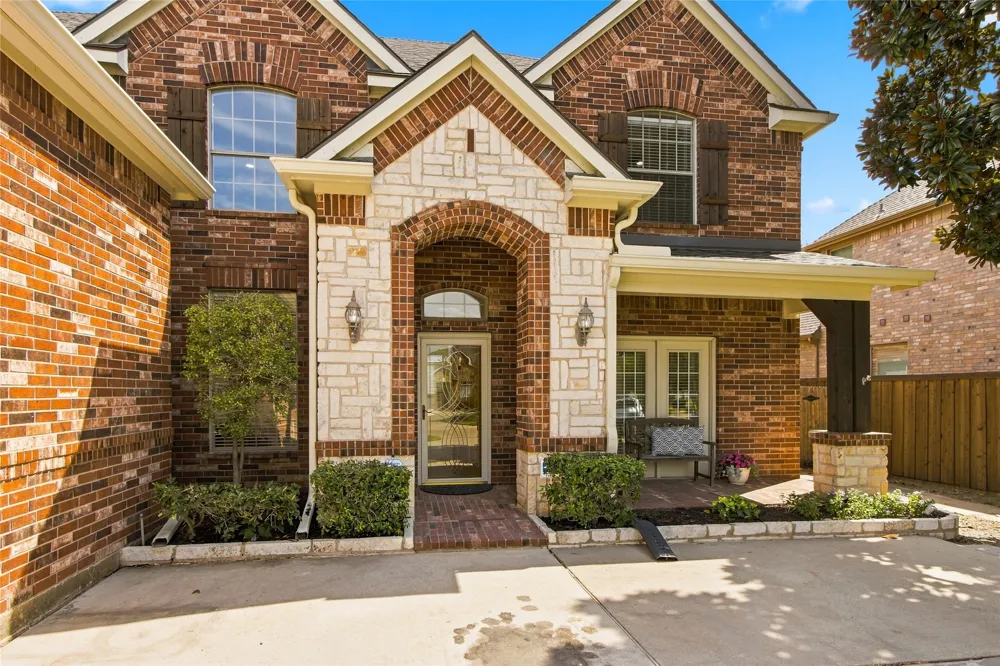 2806 Butterfield Stage Road Highland Village, TX 75077
