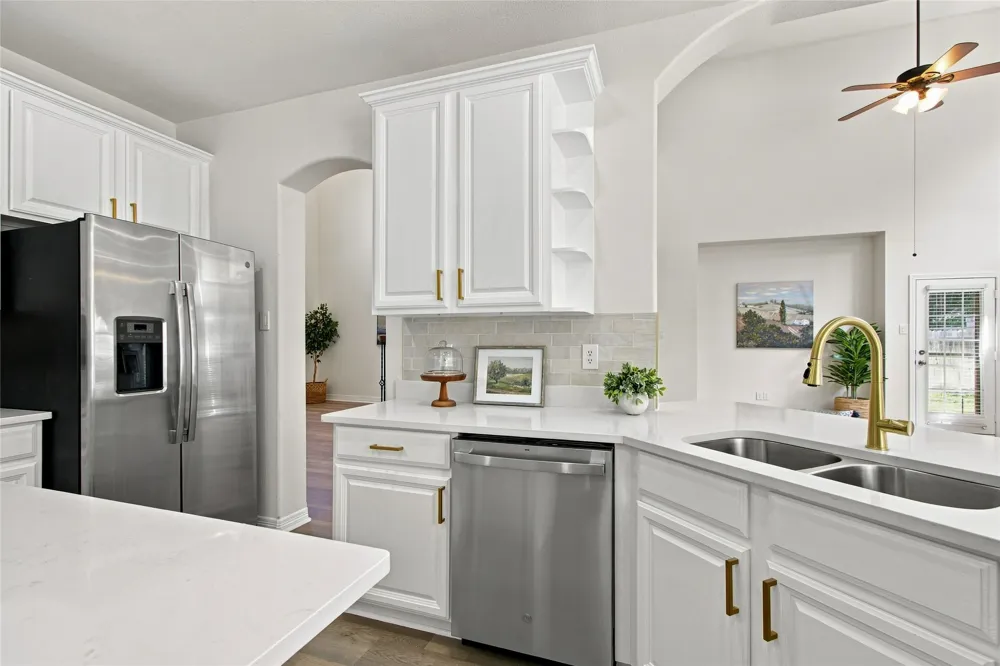 2806 Butterfield Stage Road Highland Village, TX 75077