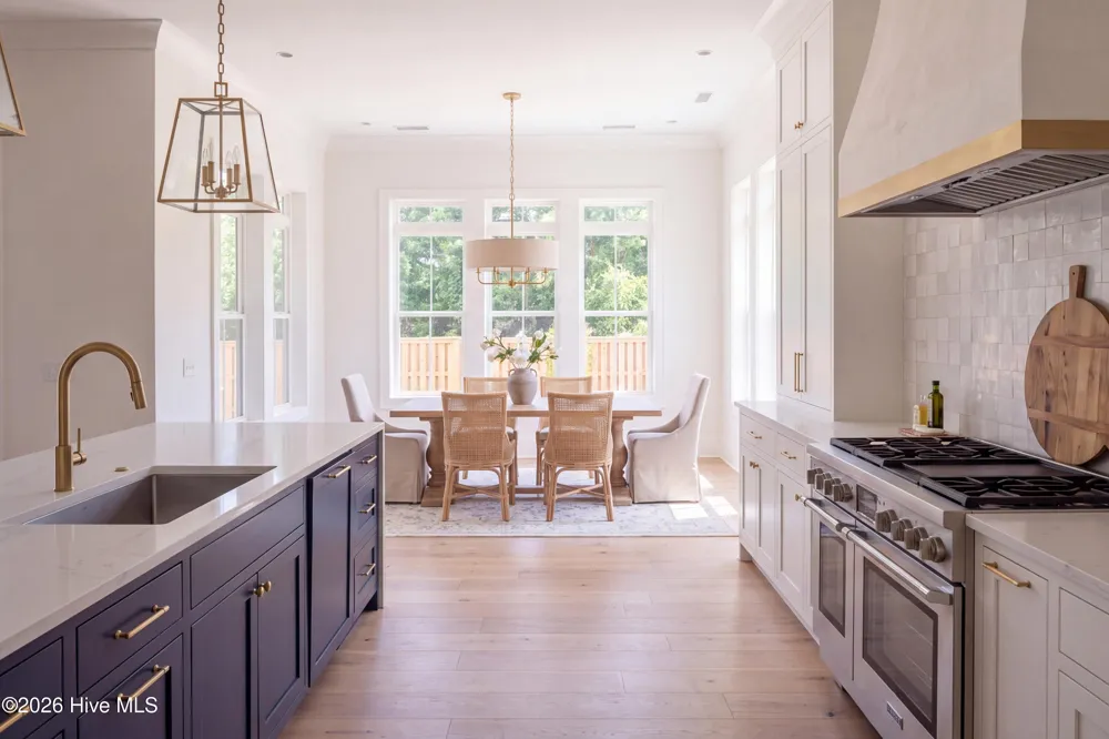 84 E Wayfinder Lane Hampstead, NC 28443