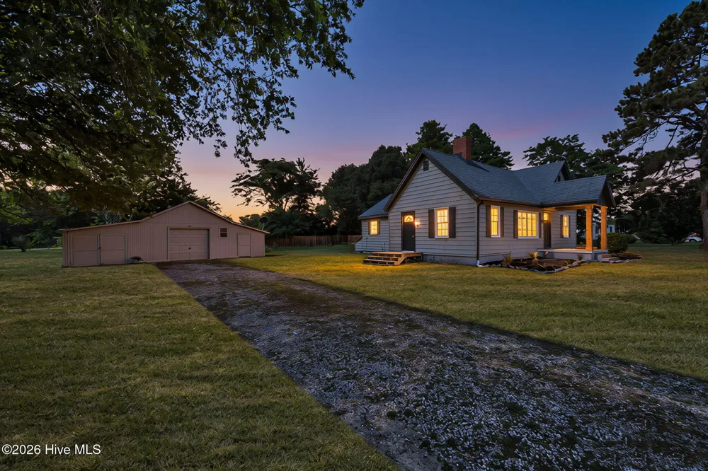 125 Robert Walker Road Moyock, NC 27958