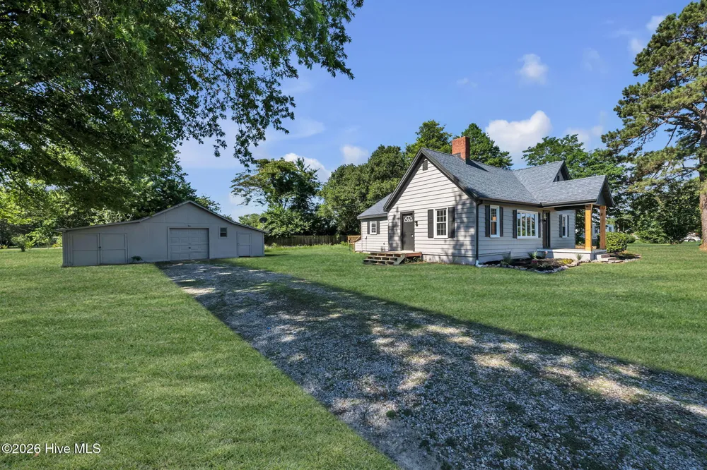 125 Robert Walker Road Moyock, NC 27958