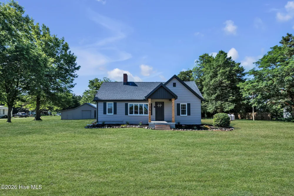 125 Robert Walker Road Moyock, NC 27958