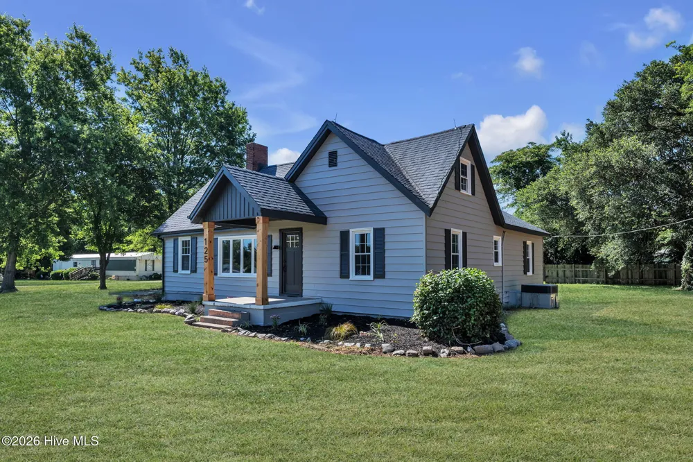 125 Robert Walker Road Moyock, NC 27958