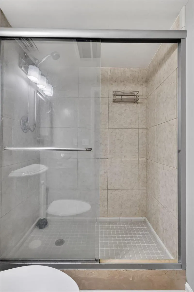 3659 VICTORIA DRIVE West Palm Beach, FL 33406