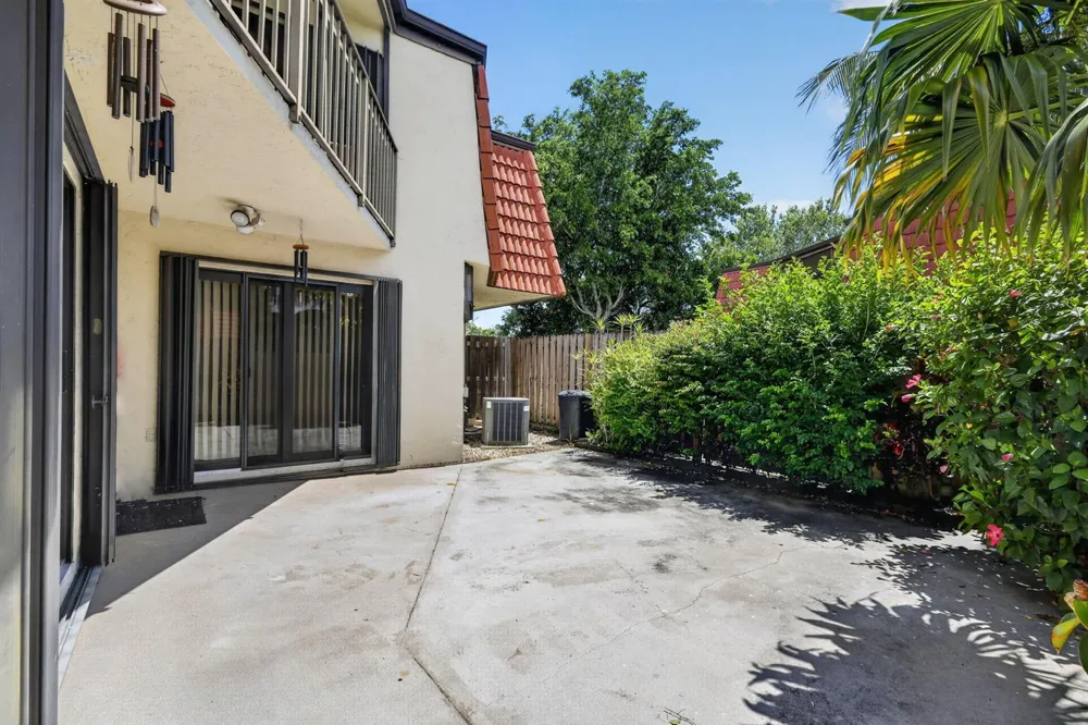 3659 VICTORIA DRIVE West Palm Beach, FL 33406