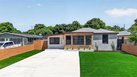 119 SW 4th Ave