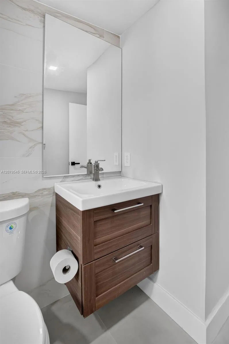 119 SW 4th Ave Delray Beach, FL 33444