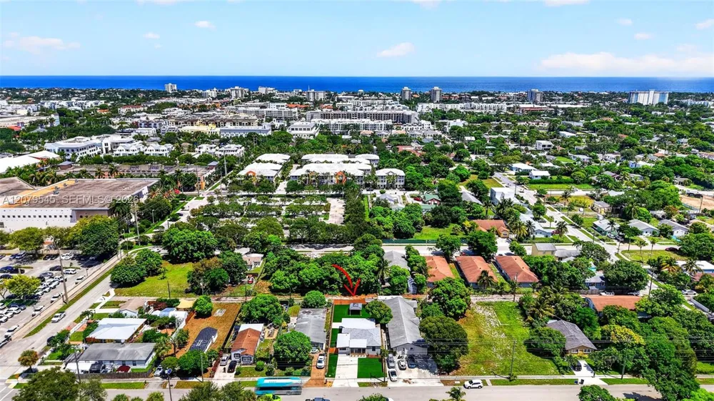 119 SW 4th Ave Delray Beach, FL 33444