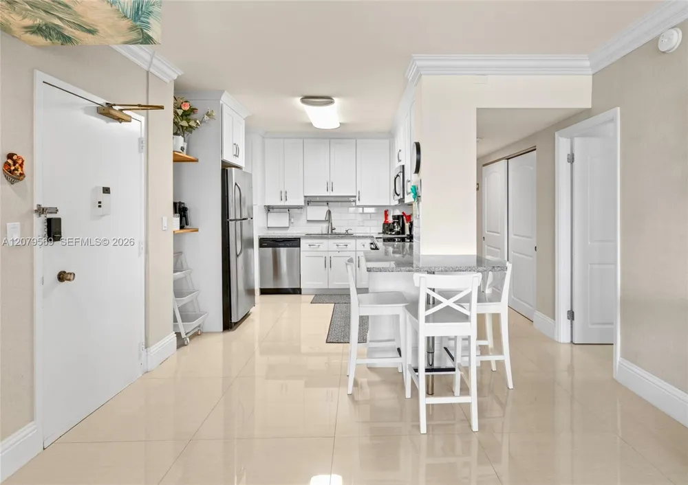 1950 S Ocean Dr #4E Hallandale Beach, FL 33009