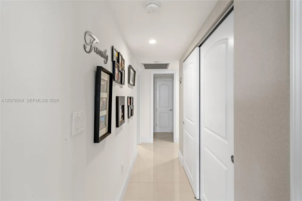 1950 S Ocean Dr #4E Hallandale Beach, FL 33009
