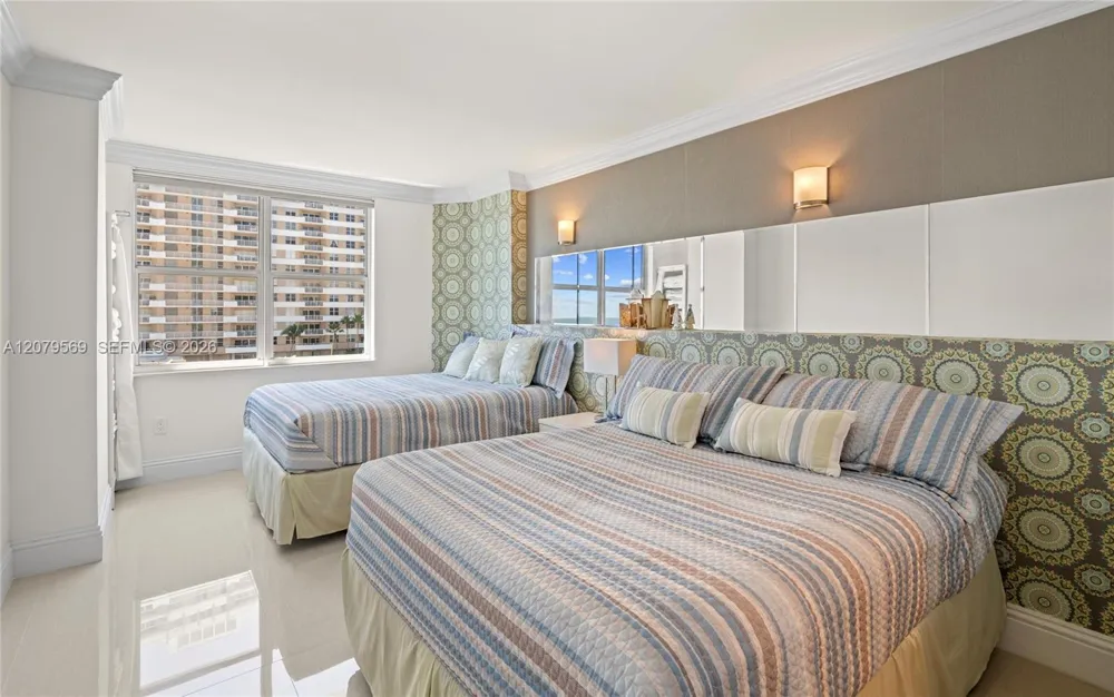 1950 S Ocean Dr #4E Hallandale Beach, FL 33009