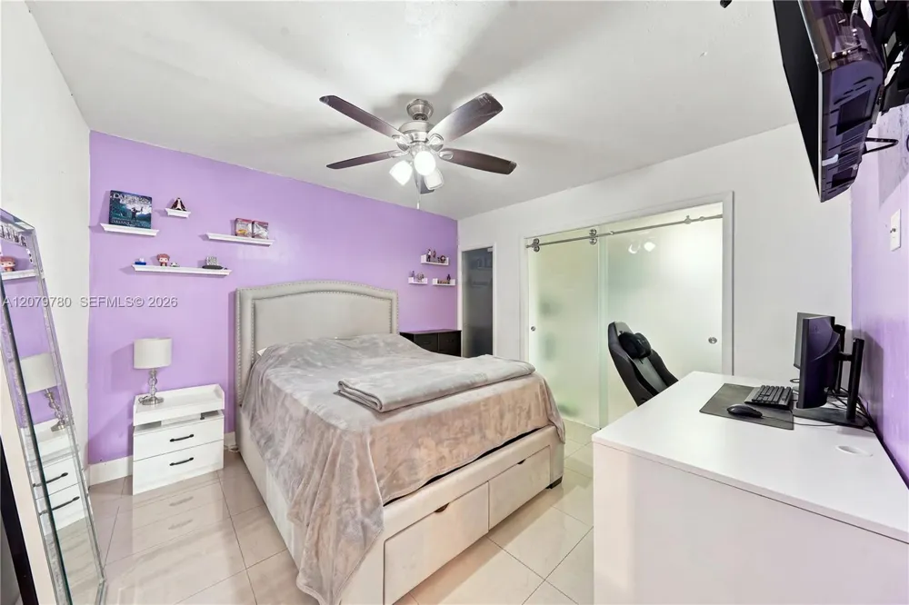 4041 W 8th Ave Hialeah, FL 33012