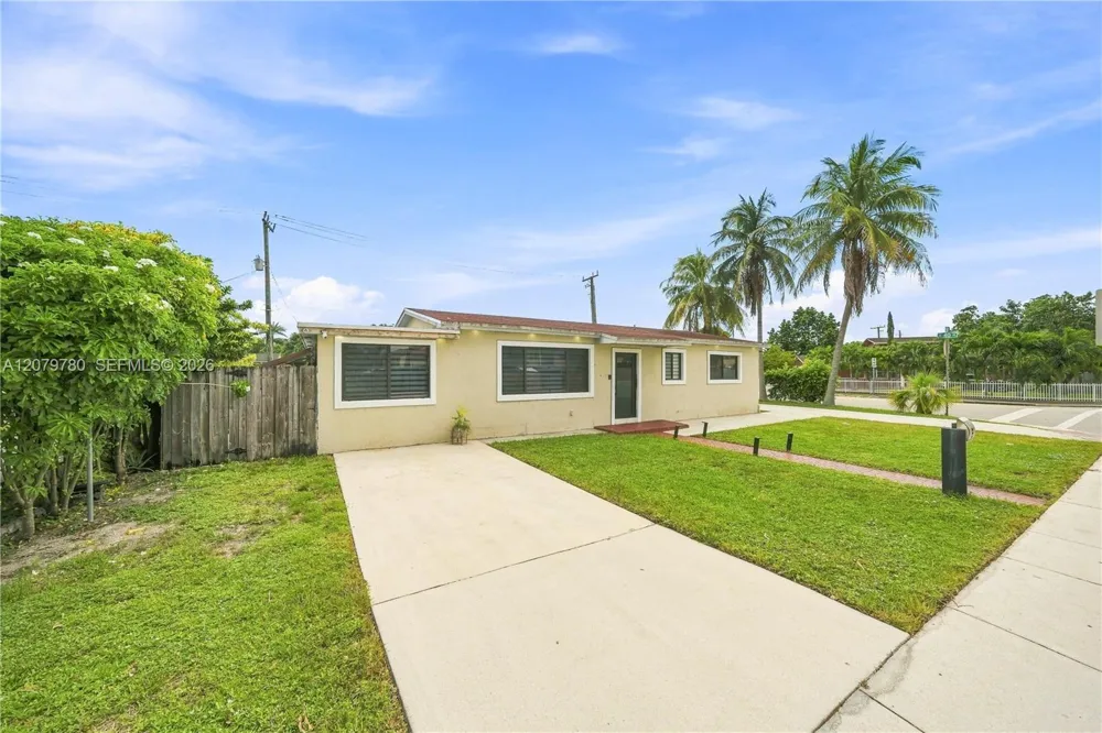 4041 W 8th Ave Hialeah, FL 33012