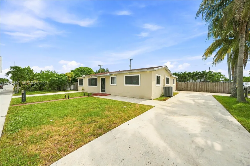 4041 W 8th Ave Hialeah, FL 33012