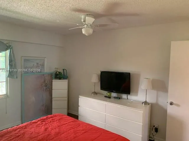 300 SW 134th Way #405E Pembroke Pines, FL 33027