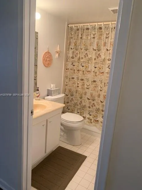 300 SW 134th Way #405E Pembroke Pines, FL 33027