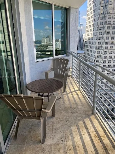 325 S Biscayne Blvd #2914 Miami, FL 33131