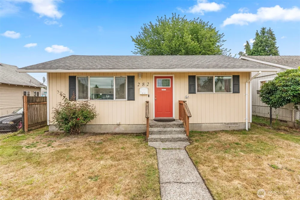 282 25th Avenue Longview, WA 98632