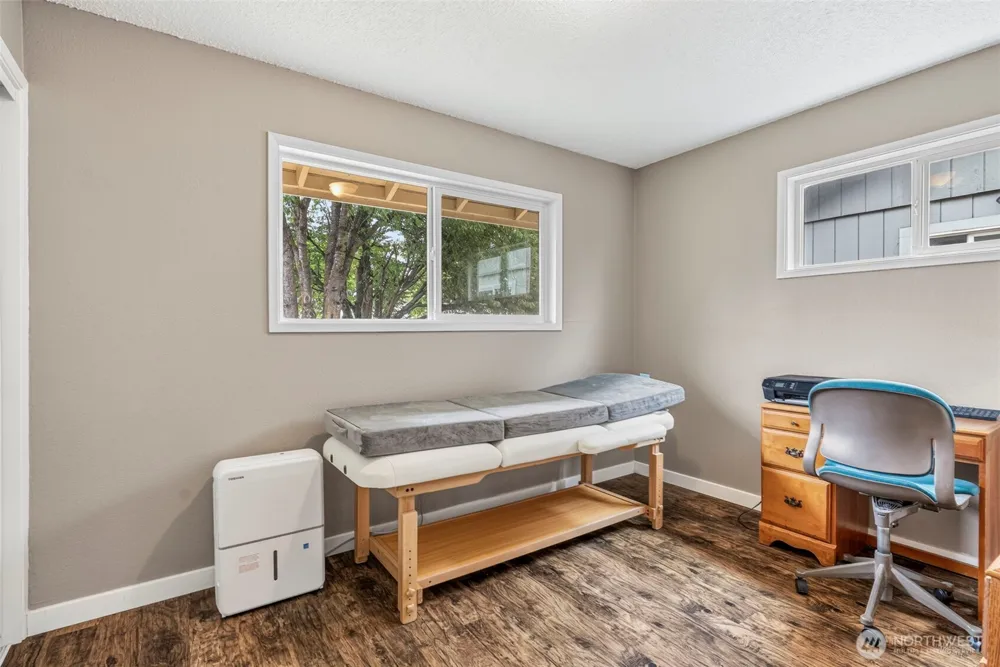 282 25th Avenue Longview, WA 98632