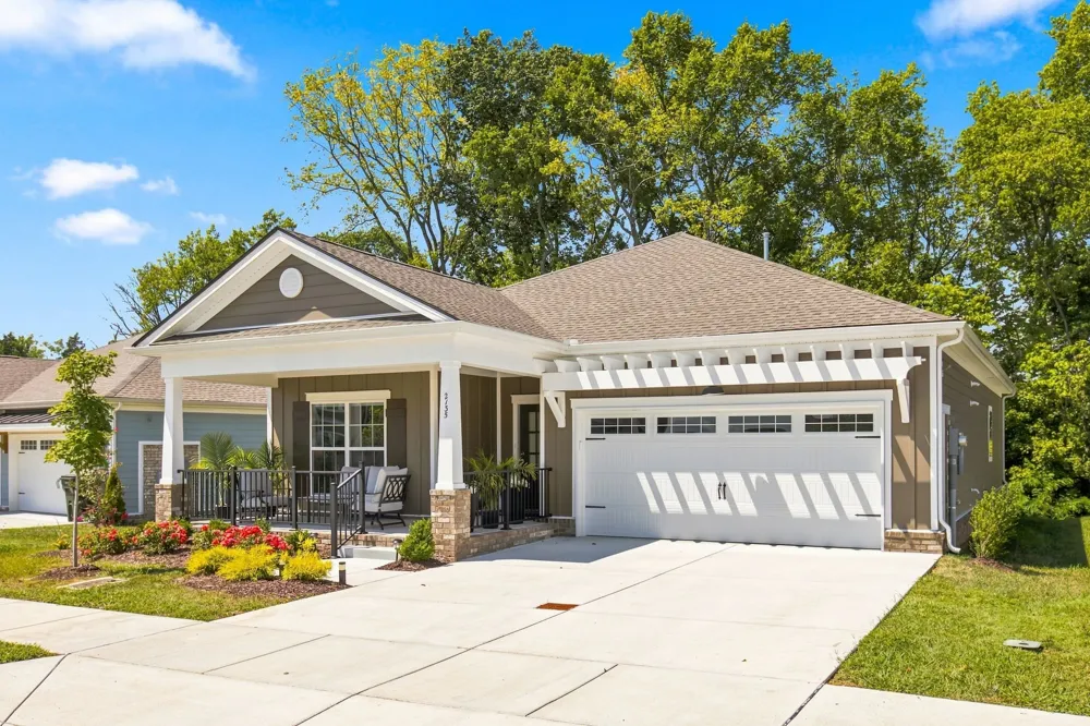 2135 Rotorua Dr E Antioch, TN 37013