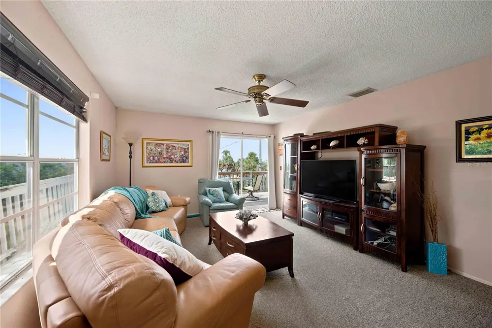 6904 22ND STREET W Bradenton, FL 34207