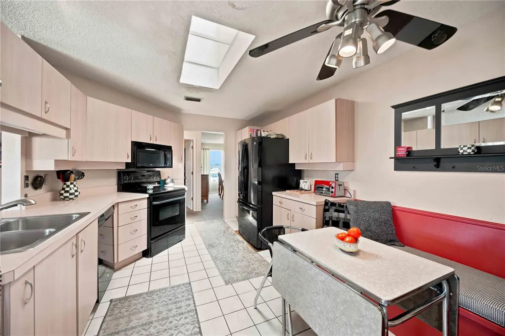 6904 22ND STREET W Bradenton, FL 34207