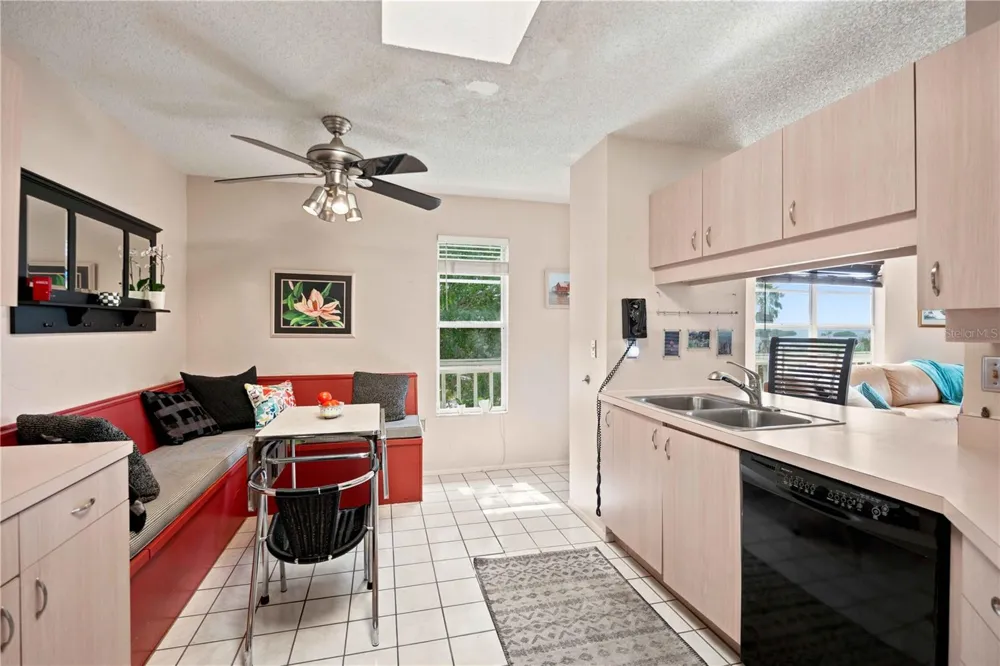 6904 22ND STREET W Bradenton, FL 34207