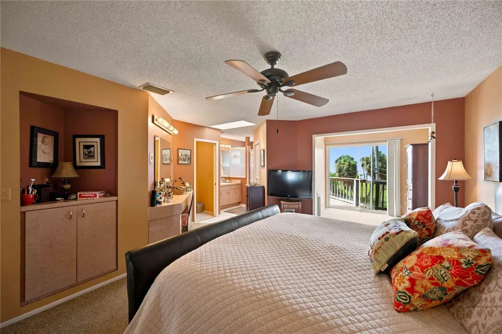 6904 22ND STREET W Bradenton, FL 34207