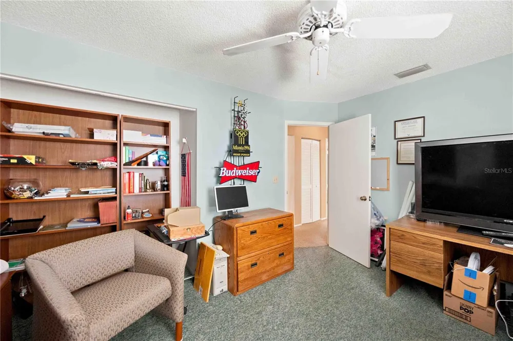 6904 22ND STREET W Bradenton, FL 34207