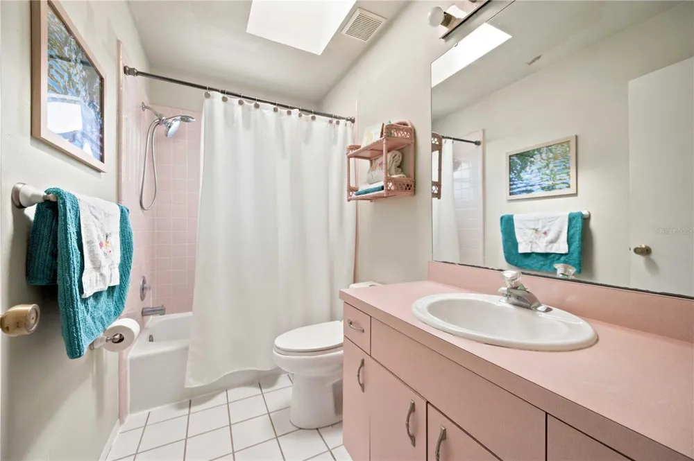 6904 22ND STREET W Bradenton, FL 34207