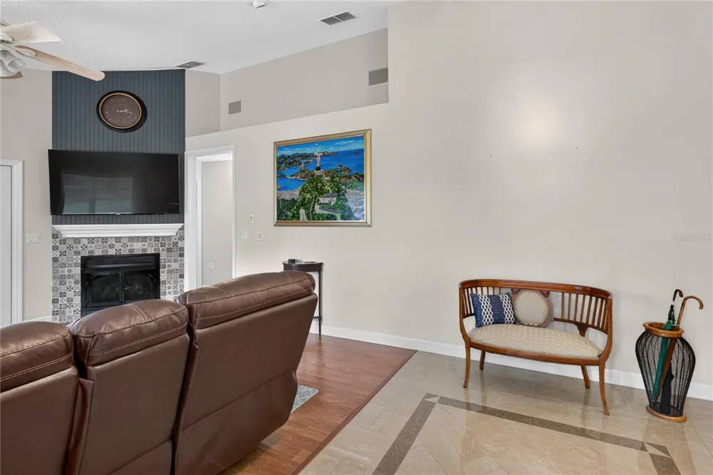 19923 W ELDORADO DRIVE Eustis, FL 32736
