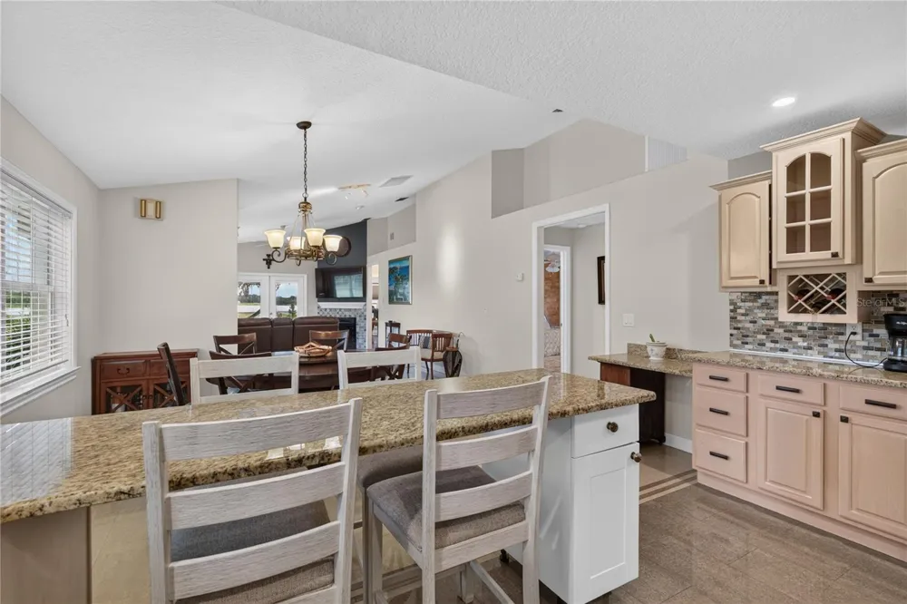 19923 W ELDORADO DRIVE Eustis, FL 32736