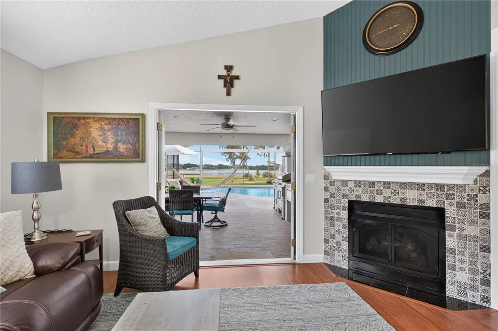 19923 W ELDORADO DRIVE Eustis, FL 32736