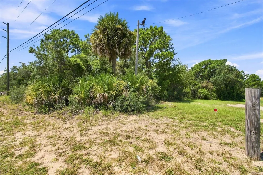 8279 SUNSHINE GROVE ROAD Brooksville, FL 34613