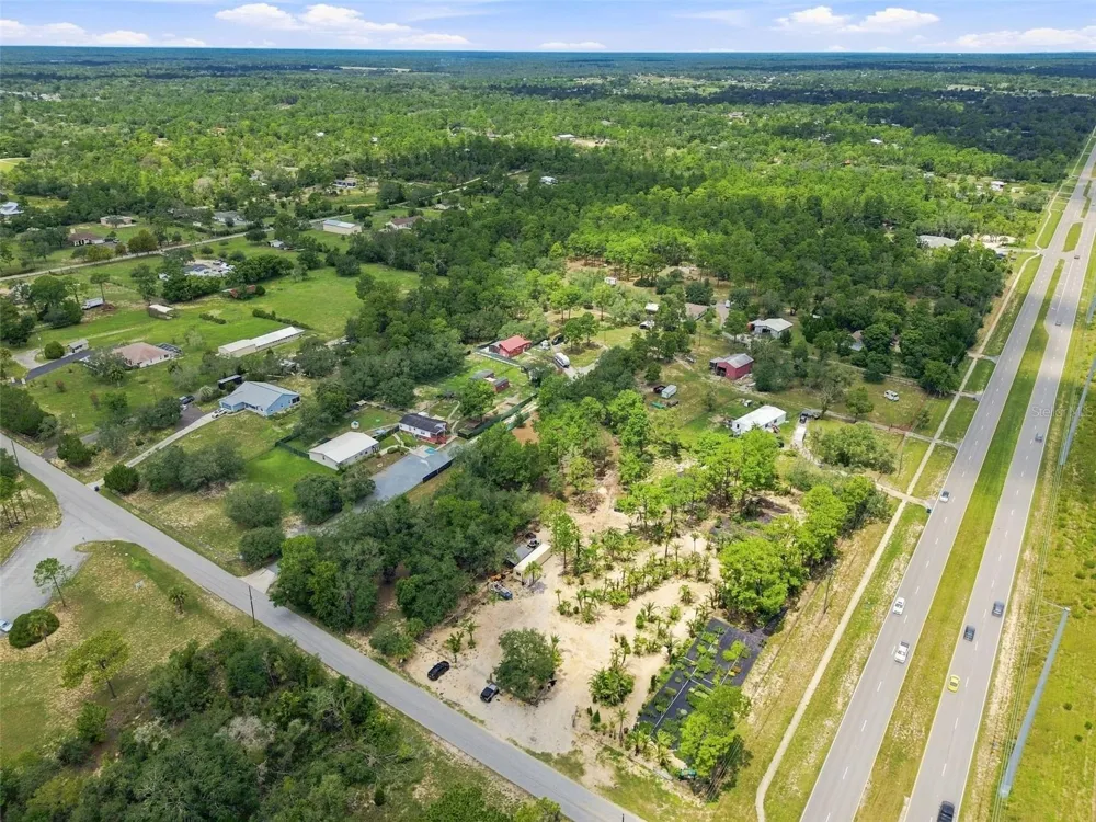 8279 SUNSHINE GROVE ROAD Brooksville, FL 34613